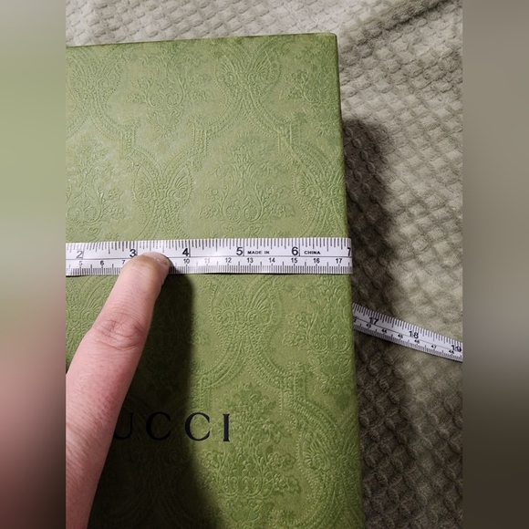 Gucci Gift Box, Green, EUC - Picture 2 of 8